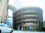 "史上最晕"屋顶停车场  环形坡道似盘山公路(图)