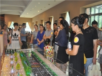 7月22日小虎看房团之四季花城