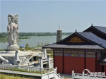 网曝武汉农村现豪华墓地堪比北京天坛